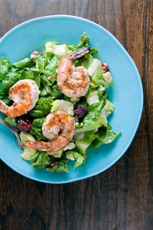 Salad-with-Shrimp-Raspberry-and-Avocado