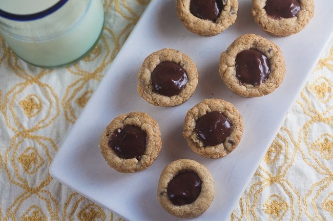 Chocolate Pudding Pie Cookie Cups | Healthy-Delicious.com