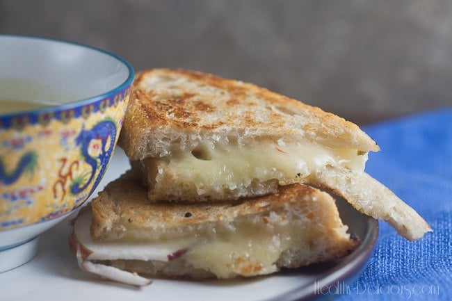 Gourmet Grilled Cheese with Jalapeno Jelly