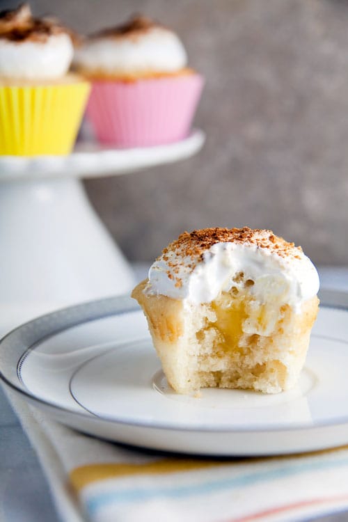 Lemon S'mores Cupcakes // @HealthyDelish
