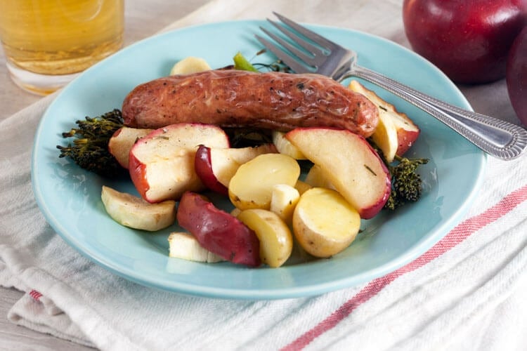 Roast chicken sausage with apples and parsnips - an easy one-pan dinner!