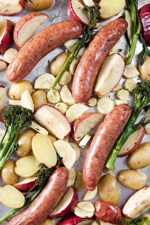 Roast chicken sausage with apples and parsnips - an easy one-pan dinner!