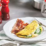 3 minute Spinach Artichoke Omelet