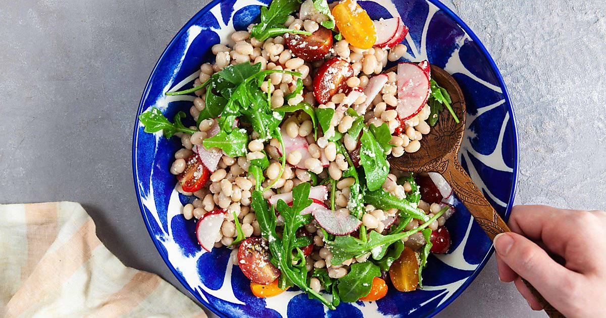 White Bean Salad With Lemon-Parmesan Dressing | Healthy Delicious