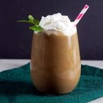 Chocolate Peppermint Green Smoothie 1