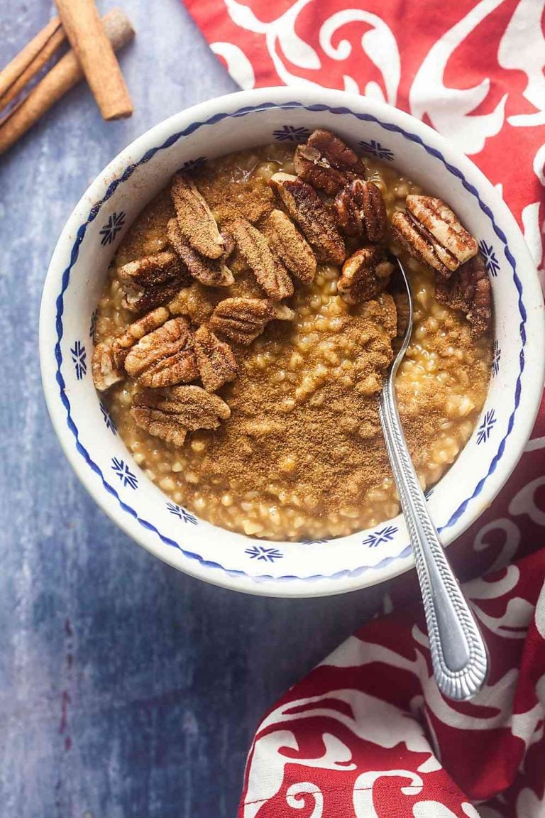 gingerbread oatmeal in a bowl
