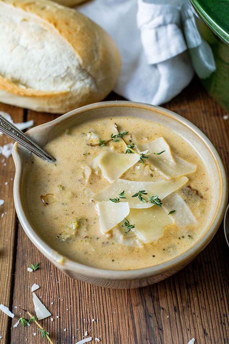 coseup photo of a bowl of broccoli cheese soup