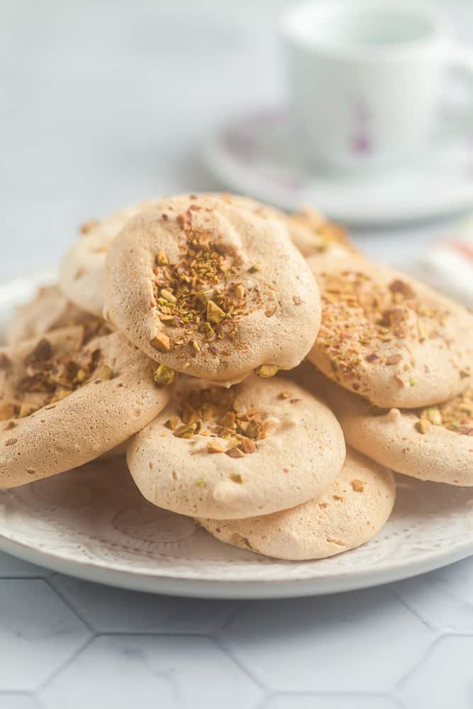 Pistachio Aquafaba Meringues 1