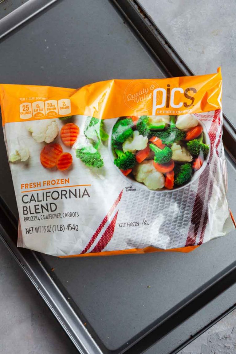 A bag of pics frozen California blend vegetables.