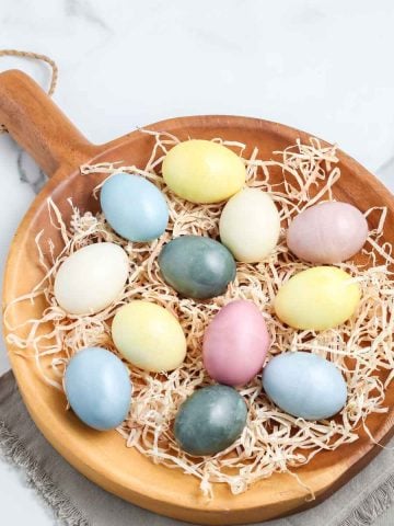 How to Make Easter Egg Dye from Kitchen Scraps