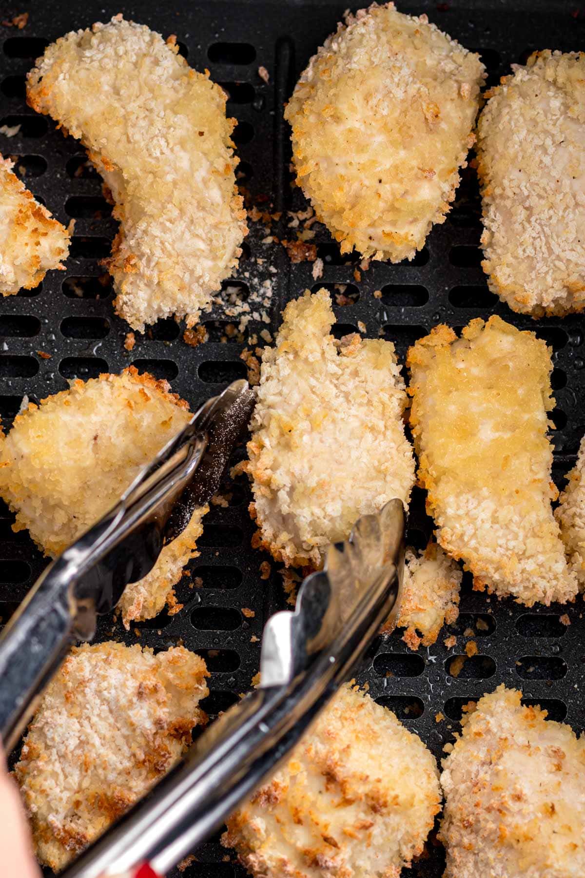 Super crispy air fryer chicken nuggets. 