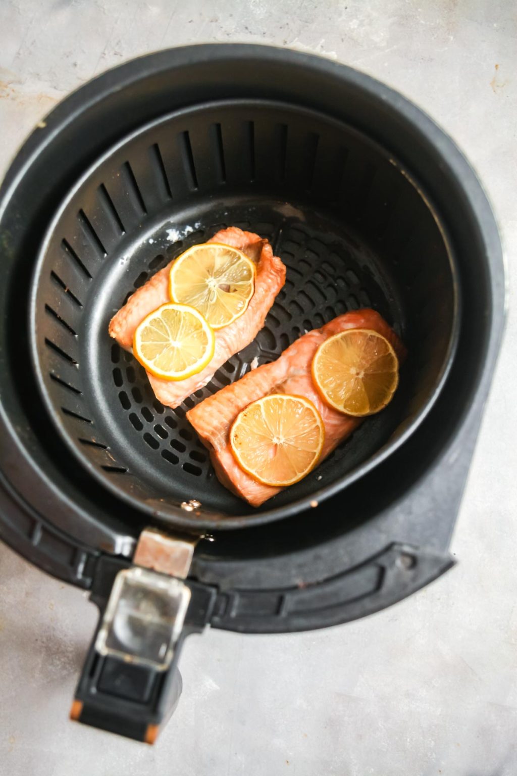 How To Cook Frozen Salmon In The Air Fryer | Healthy Delicious